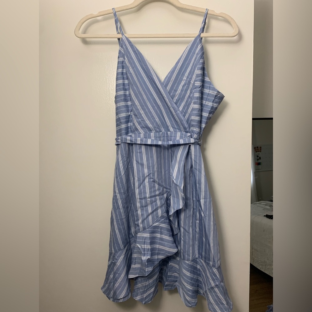 Flowy blue stripped dress